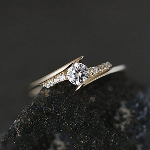 💎14K Gold Plated Round Cut Moissanite Delicate Ring, GPMB1553-7 - Picture 2 of 5